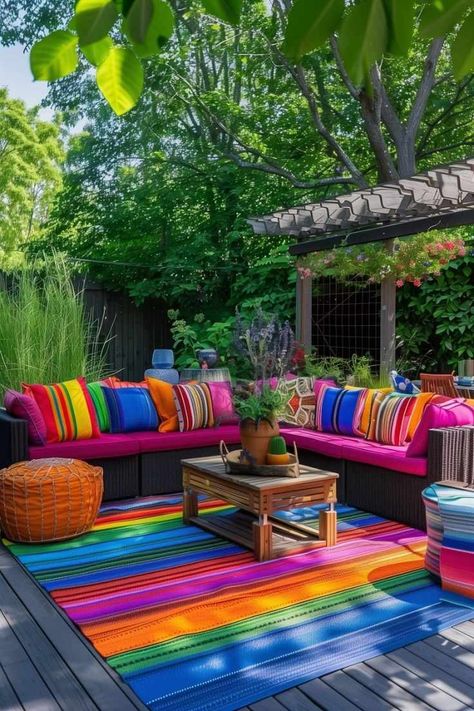 These Mexican Patio Ideas, Garden Sitting Area, Bright Cushions, Mexican Courtyard, Garden Sitting Areas, Boho Tent, Small Sunroom, Home Organization Tips, Pink Living Room Decor