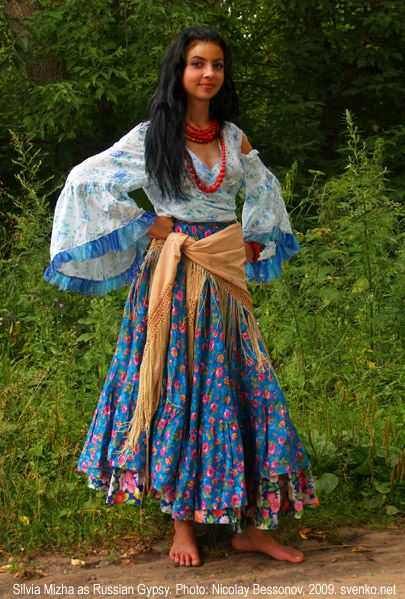 Imgur Post - Imgur Arte Pin Up, Folk Costume, Indian Style, Hippie Chic, Estilo Boho, Costume Halloween, Hippie Style, Style Dress, Traditional Outfits