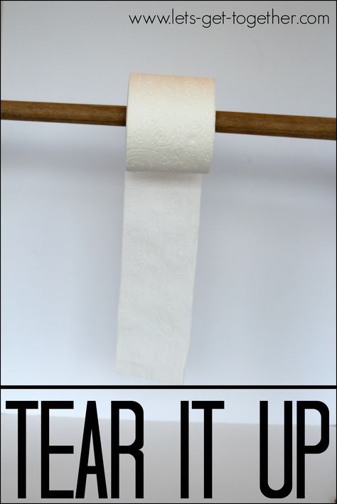 Break the toilet paper with a rubber band                                                                                                                                                                                 More Toilet Paper Games, Ice Breaker Games For Adults, Spring Stem, Teenage Birthday Party, Group Games For Kids, Reunion Games, Minute To Win, Family Reunion Games, Youth Group Games