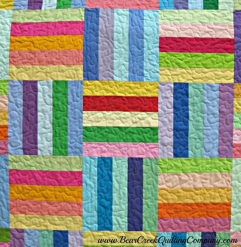 Rainbow Rail Fence Free Quilt Pattern Split Rail Fence Quilt, Rail Quilt, Fence Quilt Pattern, Rail Fence Quilt, Country Quilt, Patchwork Quilting Designs, Traditional Quilt Patterns, Split Rail Fence, Lap Quilt Patterns