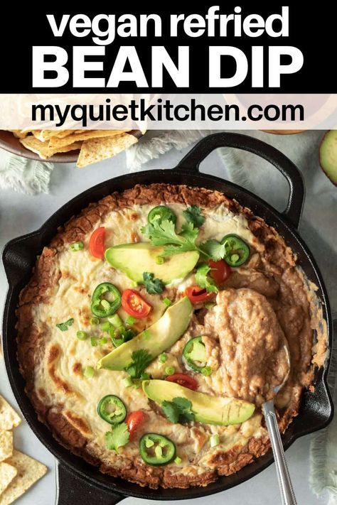 Vegan Refried Bean Dip Vegan Refried Bean Dip, Vegan Refried Beans Recipes, Vegan Bean Dip Recipes, Wfpb Appetizers, Veg Nachos, Vegan Bean Dip, Vegan Dip Recipes, Vegan Refried Beans, Refried Bean Dip