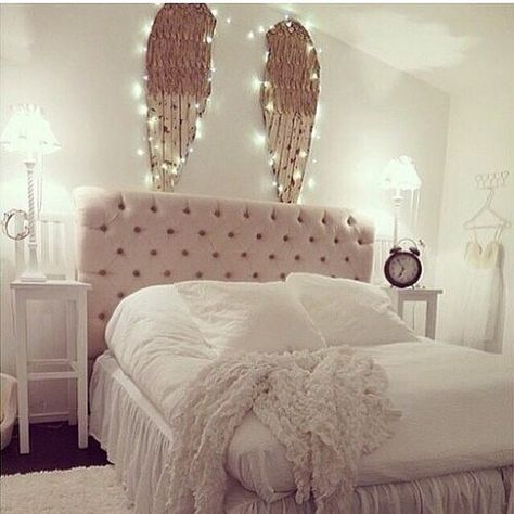 Room 💞 ☺  ✿ ✿ White Bed, Girl Bedroom Designs, Shabby Chic Bedrooms, Chic Bedroom, Living Room Grey, Dream Rooms, My New Room, Dream Room