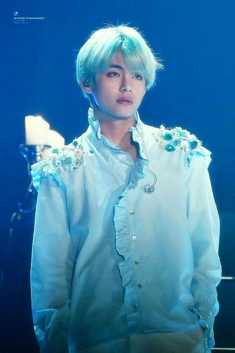 Award Outfits, Sky Blue Outfit, Blue And White Shirt, Trending Photos, Edit My Photo, Ruffled Collar, Fukuoka, V Taehyung, Most Beautiful Man