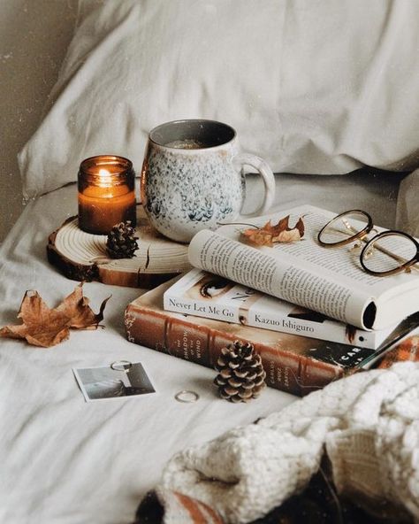 True Winter, Wallpaper Tumblr, Fall Inspiration, Coffee And Books, Autumn Cozy, Winter Aesthetic, Autumn Aesthetic, Winter Essentials, Autumn Photography