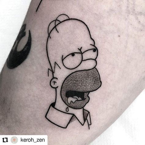 Simpsons Tattoos (@simpsonstattoosok) • Fotos y videos de Instagram Simpsons Tattoo, Cartoon Tattoos, Homer Simpson, Old School Tattoo, Tattoo Sketches, The Simpsons, Flash Tattoo, Blackwork, Small Tattoos