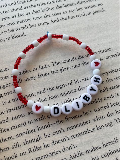 Friendship bracelets, louis tomlinson, faith in the future world tour, YOYOK, walls… Faith In The Future Outfit Ideas, Louis Tomlinson Bracelet Ideas, Faith In The Future Outfits, Louis Tomlinson Bracelet, Frendship Bracelets, Future Concert, Break Your Heart, Faith In The Future, Future World