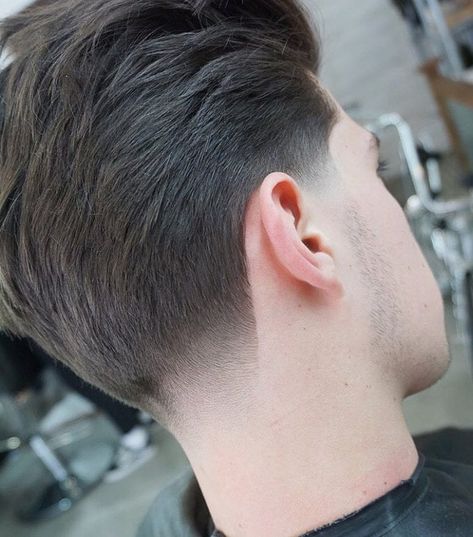 Low Taper Fade Haircut, Mid Fade Haircut, Tapered Hair, Asian Haircut, Taper Fade Haircut, Tapered Haircut, Mens Hairstyles Thick Hair, Haircut Men, Medium Length Hair Men