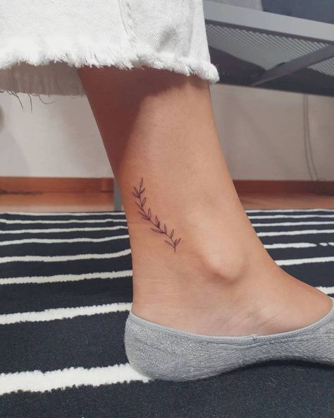 Simplistic Ankle Tattoos, Small Tattoos Women Ankle, Small Dainty Ankle Tattoos, Ankle Tattoos For Women Minimalist, Single Needle Ankle Tattoo, Petite Ankle Tattoos, Dainty Tattoos Leg, Cute Tattoos For Ankle, Minimalist Plant Tattoo Ideas