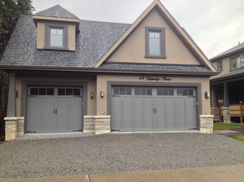 carriage house double doors charcoal grey American traditions Haas Door Haas Garage Doors, Grey Garage Doors, Sliding Garage Doors, Garage Door Colors, City Farmhouse, Front Door Makeover, Residential Garage Doors, Front Door Paint Colors, Carriage Doors