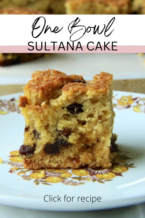 a piece of sultana cake on a plate ready for eating 3 Ingredient Fruit Cake Recipe, Sultana Cake, Fruit Cake Recipe Easy, Almond Cake Recipe, Quick Cake, Tray Bake Recipes, Lunchbox Treats, Fruit Cakes, Fruitcake Recipes