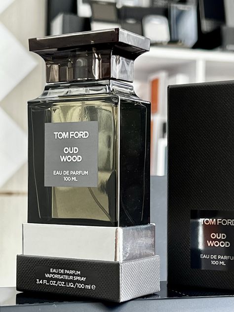 Fragrances Perfume Men, Tom Ford Oud Wood, Tom Ford Oud, Perfume Men, Hang Tag Design, Expensive Perfume, Oud Wood, Aesthetic Places, Fragrances Perfume Woman