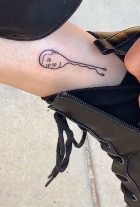 Bobby Hill Bobby Pin Tattoo, The Burbs Tattoo, Bobby Pin Tattoo King Of The Hill, Pin Art Tattoo, Funny Spooky Tattoos, Bobbie Pin Tattoo, Cool Couple Tattoos Unique, You Are Here Tattoo, Peewee Tattoo