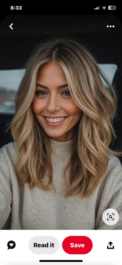 Neutral Toned Blonde Hair, Low Lights With Blonde Highlights, Lowlights And Money Piece, Subtle Blonde Hair, Dirt Blonde Hair, Muted Blonde Hair, Lived In Dirty Blonde, Blonde Balayage Winter, Teddy Bear Bronde Formula