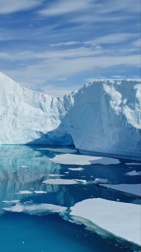 Ice Land Wallpaper, Blue Earth Aesthetic, Antartica Wallpaper, Aesthetic Antarctica, Ice Antartica, Antartica Aesthetic, Iceberg Aesthetic, Glacier Aesthetic, Iceberg Wallpaper