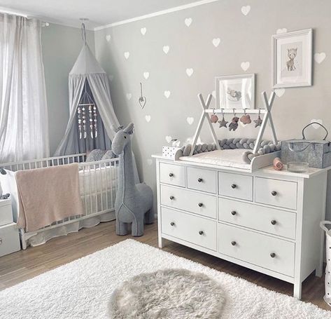 Design Ložnic, Cozy Baby Room, Baby Nursery Inspiration, Baby Room Organization, Baby Room Neutral, Baby Boy Room Decor, Girl Nursery Room, Nursery Room Design, Decor Ikea