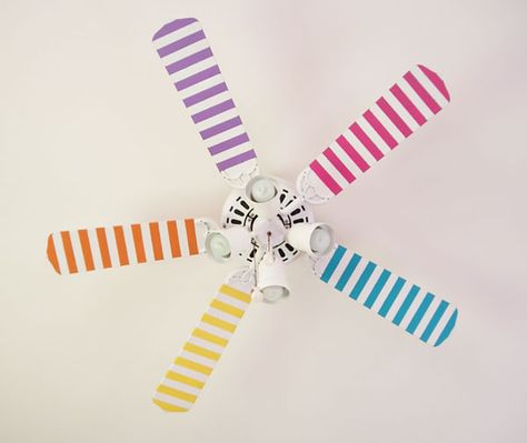 Washi Fan Washi Tape Decor, Washi Tape Projects, Duct Tape Crafts, Washi Tape Ideas, Washi Tape Crafts, Tape Ideas, Ceiling Fan Blades, Duck Tape, Teen Room Decor