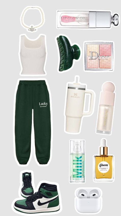 #darkgreen #preppy #viral #beauty #vibes #outfitinspo #shuffles #sweatpants #tanktop #outfit #insporation #fitcheck #jordans #dior Outfit With Green Sweatpants, Dark Green Sweatpants Outfit, Green Sweatpants Outfit, Nike Sweatpants Outfit, Sweatpants Fits, Green Sweatpants, Beauty Vibes, College Fits, Preppy Summer Outfits