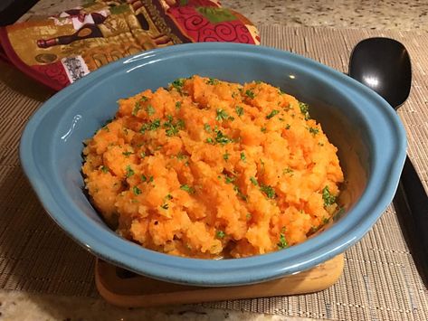 Turnip and Carrot Mash | Food.com Mashed Carrots, Carrot Mash, Serving Sizes, Mash Recipe, Creamy Coleslaw, Turnips, Strawberry Salad, Carrot Recipes, Veggie Side Dishes