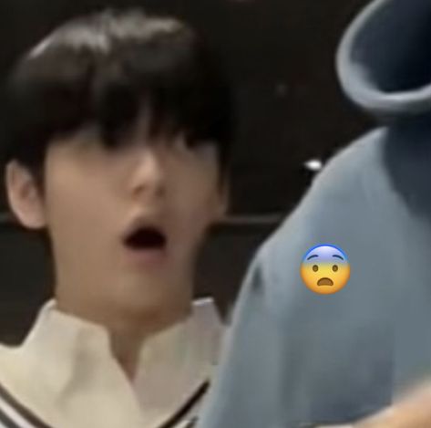 Txt Meme, Lollapalooza Outfit, Cutest Bunny Ever, Kpop Random, Moa Collection, Choi Soobin, Silly Images, Meme Faces, Kpop Funny