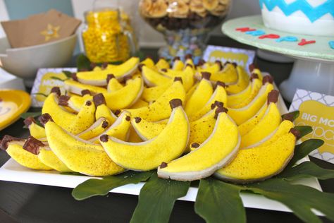 paul-frank-monkey-banana-birthday-party-cake-decorations-ideas-girl-boy Banana Birthday, Monkey Party Ideas, Banana Party, Sock Monkey Birthday, Curious George Birthday Party, Monkey Birthday Parties, Monkey Banana, Monkey Party, Curious George Party