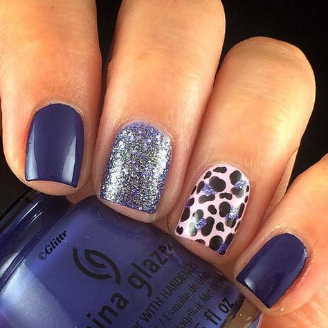 February March Nails Ideas, Squoval Nails Design Spring, Blue Nail Art Designs, Dark Blue Nails, Blue Glitter Nails, Navy Blue Nails, Blue Nail Art, Purple Nail, Print Nails