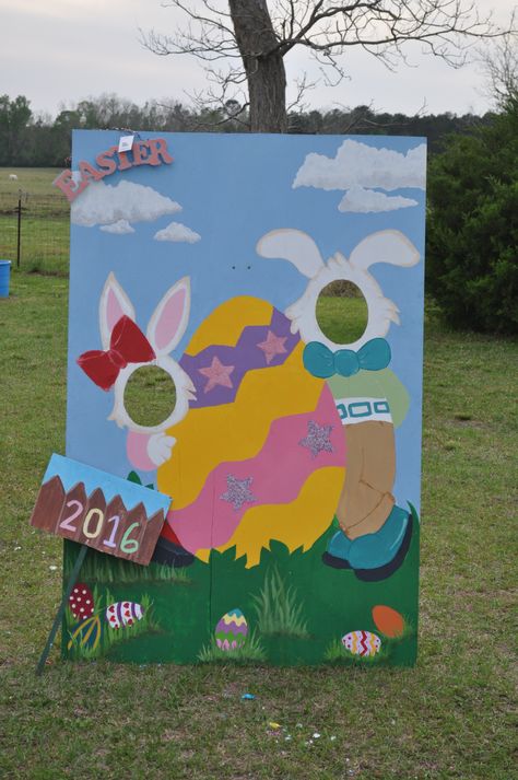 Easter Selfie Station, Easter Photobooth Ideas, Easter Bunny Photo Booth, Easter Treats Ideas, Easter Themed Food, Easter Crafts For Children, Carrot Cake Easter, Diy Easter Nails, Easter Craft Ideas For Kids