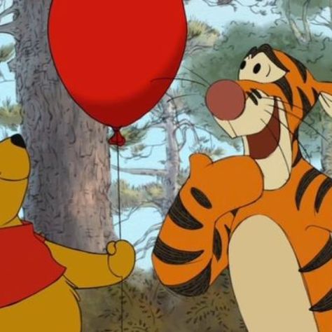 My Favorite! Disney Lyrics, Winnie The Pooh And Tigger, Pooh And Tigger, Winnie The Pooh Pictures, Winnie The Pooh Friends, Film Disney, Disney Songs, Classic Cartoon Characters, Walt Disney Animation