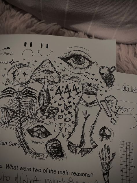 Full Page Doodles Aesthetic, Easy Gothic Sketches, Scetches Notebook Aesthetic, Quick Sketches Doodles, School Doodles Aesthetic, Messy Drawing Aesthetic, Drawing Doodles Aesthetic, Messy Art Aesthetic Sketch, Messy Sketches Aesthetic