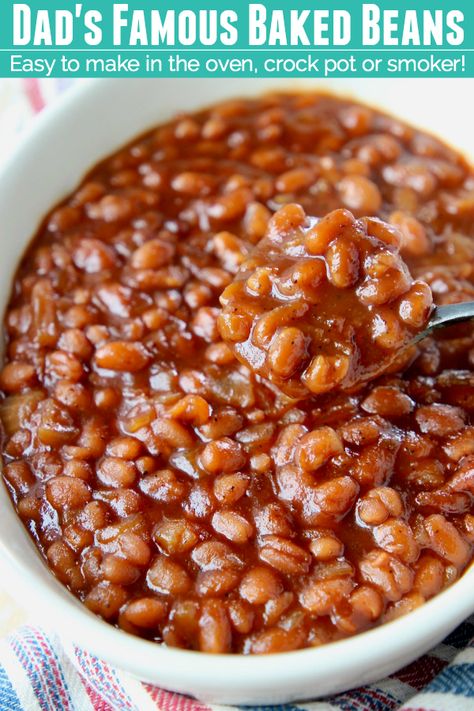 Easy baked beans Southern Bbq, Best Baked Beans, Easy Baked Beans, Bbq Baked Beans, Bbq Beans, Homemade Baked Beans, Baked Bean Recipes, Baked Beans, Secret Ingredient