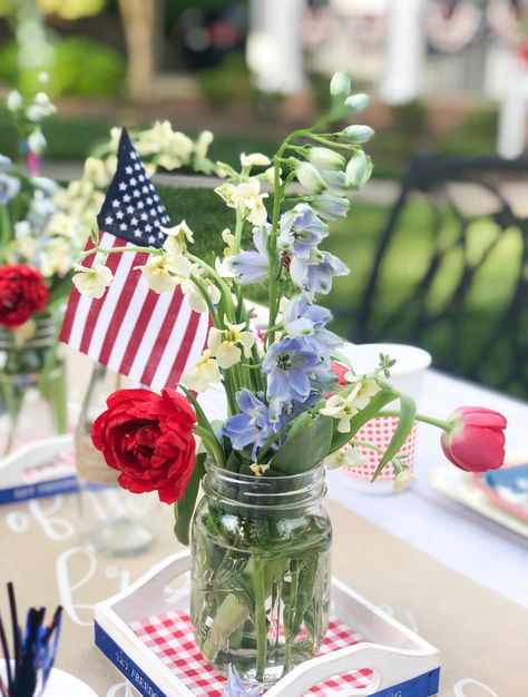 rustic 4th of july centerpiece idea 4th Of July Party Centerpieces, Patriotic Bud Vase, Memorial Day Party Decor, Fourth Of July Centerpiece, Americana Theme Party, July 4th Centerpieces, Fourth Of July Centerpieces Diy, 4th Of July Engagement Party, Fourth Of July Engagement Party