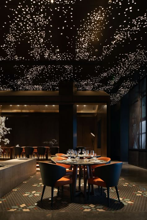 Taste Jiangnan Restaurant | LDH Architectural Design | Archinect Restaurant Lighting Design, Luxury Restaurant Interior, Restaurant Design Inspiration, Elegant Restaurants, Bar Ceilings, Luxury Restaurant, Patio Style, Restaurant Lighting, Restaurant Concept