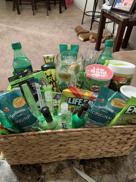 Lime Green Gift Basket Ideas, Green Valentines Basket, Color Party Basket Ideas For Adults, Forest Green Gift Basket, Green Themed Birthday Gift, Sage Green Gift Basket Ideas, Olive Green Gift Basket Ideas, Green Color Baskets Gift Ideas, Green Basket Gift Ideas For Boyfriend