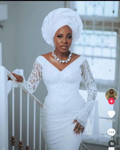 White Lace Asoebi Gown Styles, White Lace Styles In Nigeria, White Asoebi Lace Styles, Iro N Blouse Style, White Lace Gown Styles Nigerian, White Asoebi, White Lace Dress Styles Nigerian, Lace Dress Styles Nigerian, Flare Dress Outfit Classy