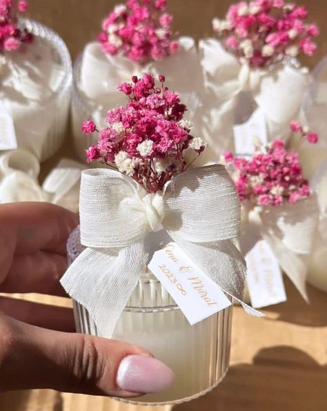 Personalized Wedding Candle Favors for Guest, Engagement Candle Favors, Bubble Candle Wedding Favor, Baptism Candle Favors -Do not hesitate to write to us for any issue that comes to your mind. Spring Wedding Gifts For Guests, Wedding Gift Candle Ideas, Candles For Wedding Gifts, Candles For Baby Shower Favors, Engagement Gift Ideas For Guests, Engagement Favors For Guests, Engagement Giveaways, Wedding Giveaways Ideas Souvenirs, Engagement Souvenir