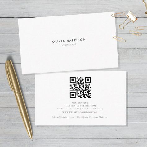 Green Business Card, Cute Business Cards, Cleaning Home, Qr Code Business Card, Referral Cards, Professional Business Card, Minimal Business Card, Luxury Business Cards, Business Card Inspiration