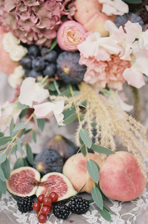 Photography: Cat Hepple  - www.cathepplephotography.com/  Read More: http://www.stylemepretty.com/little-black-book-blog/2014/12/18/romantic-provencal-fig-berry-wedding-inspiration/ Fruit Bouquet Wedding, Fruit Bouquet Ideas, Fruit Bouquet, Berry Wedding, French Wedding Style, French Wedding, Olive Branch, Wedding Flower, Wedding Themes