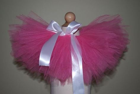 My House. My Canvas.: DIY No-Sew Toddler Tutu Toddler Tutu Diy, Diy Clothes No Sewing, Tutu Diy, No Sew Tutu, Diy Fashion Trends, Baby Diy Projects, Diy Tutu, Toddler Tutu