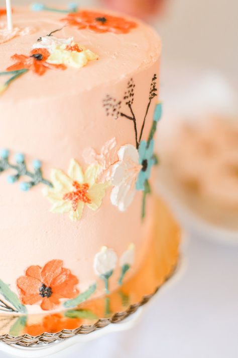 floral peach 1st birthday cake | Wedding & Party Ideas | 100 Layer Cake Peach 1st Birthday, Orange Birthday, Party At Home, Peach Cake, Wedding Party Ideas, Cake Decorating Designs, 100 Layer Cake, Painted Cakes, Pretty Birthday Cakes