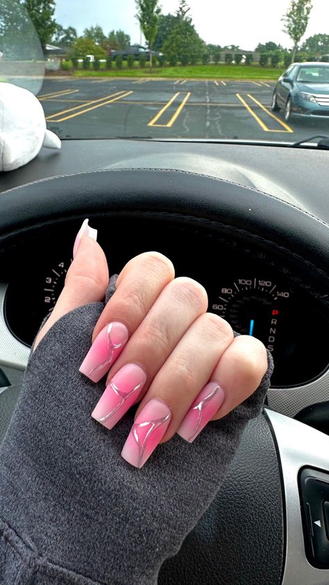 Nail Inspo Coffin Pink And White, Nails With White And Pink, Pink And White Nails Aesthetic, Pink Long Nail Designs, Pink Nails Asthetics, Nails Silver And Pink, Nails Inspiration Pink Short, Metalic Nails Aesthetic, Pink And White Nails Coffin