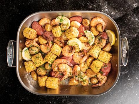 Ina Garten Shrimp, Shrimp Boil In Oven, Oven Roasted Shrimp, Shrimp Boil Recipe, Boiled Food, Ina Garten Recipes, Roasted Shrimp, Baked Shrimp, Shrimp Boil