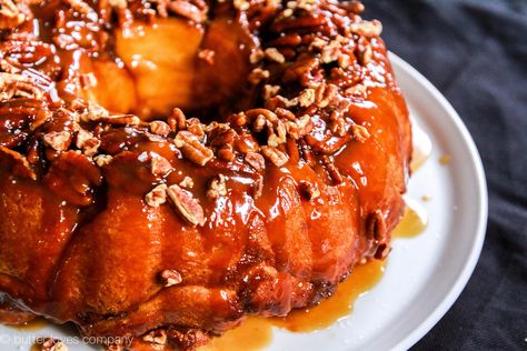 sticky bundt (sticky bun bundt cake) Sticky Buns Bundt Cake, Breakfast Bundt Cake, Frankie Recipe, Sticky Bun, Rolls Homemade, Sticky Buns Recipes, Pecan Sticky Buns, Sticky Buns, Cinnamon Rolls Homemade