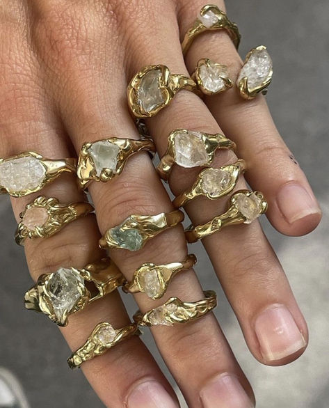 Chunky Gold Rings, Rings Summer, Jewellery Summer, Rings Chunky, Chunky Gold Jewelry, Chunky Jewellery, Beach Jewellery, Dope Jewelry Accessories, Rings Aesthetic