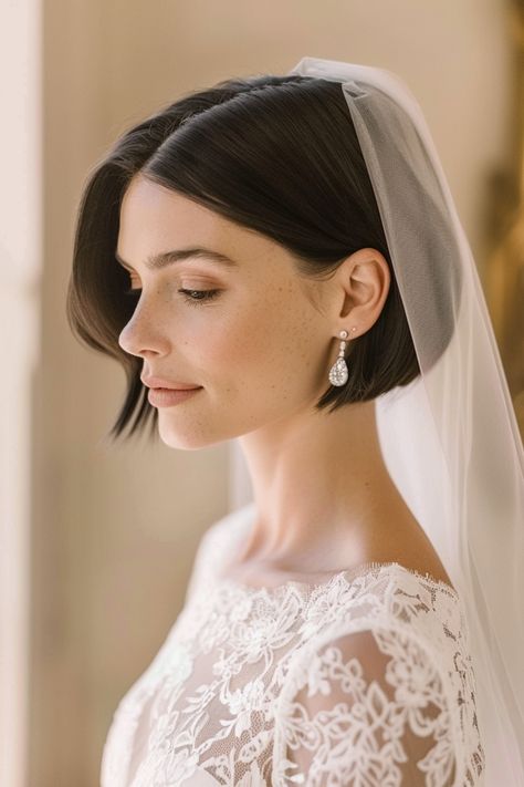 For a chic and striking look, wedding hairstyles for short hair offer a unique appeal. Explore the best short hairstyles for brides here. Bob Hair Wedding Styles, Bridal Short Hairstyles With Veil, Short Hair For Bride, Bride Short Hairstyles With Veil, Short Hair Wedding Styles With Veil, Bob Hair Wedding, Hairstyles For Dreads Men, Short Bride Hairstyles, Short Hair Veil