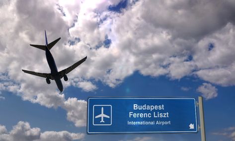 Budapest Airport, Plane Landing, Flight Take Off, Orlando Airport, Airplane Landing, Edinburgh Airport, Airplane Silhouette, Orlando International Airport, Puerto Morelos