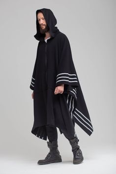 Black Poncho Outfit, Oversized Black Cardigan, Poncho Raincoat, Mens Poncho, Poncho Outfit, Cape Outfit, Jacket Man, Black Poncho, Kimono Coat