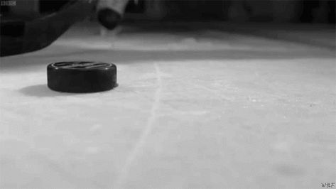 hockey puck gif Hockey Gif, Sport Romance, Aaron Taylor Johnson, Hockey Puck, Green Valley, Hockey Player, Character Aesthetics, Winter Olympics, Fire And Ice