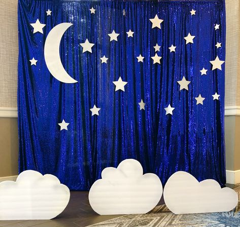 Stars Backdrop, Beautiful Beginnings, Galaxy Decor, Baby Crafts Diy, Prom Themes, Diy Room Decor Videos, Flower Machine Embroidery Designs, Gold Party Decorations, Paper Flower Decor