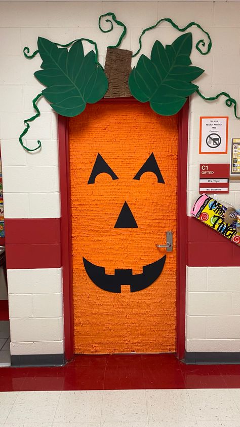 Fall Door Bulletin Boards, Pumpkin Classroom Door Decor, Fall Halloween Classroom Door, Halloween Fall Door Decorations Classroom, Halloween Decorated Doors For School, Great Pumpkin Door Decorating, October Office Decorations, Fall Door Decorations Contest, Autumn Door Decorations Classroom