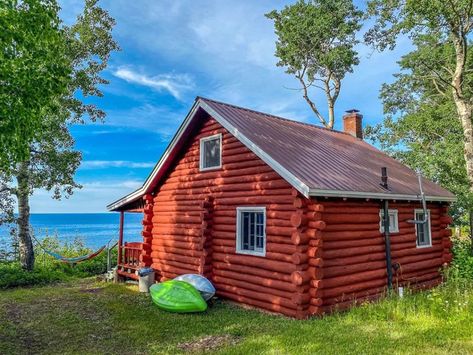 Experience the Keweenaw Fresh Coast Cabins is your basecamp for Upper Peninsula adventures on Michigan’s Lake Superior shore. Book Now Disconnect and Recharge on Lake Superior Our nine individually curated cabins are just steps from the beach with unobstructed views for 50 miles in either direction. Located on the northern point of Michigan’s Keweenaw Peninsula […] Lofted Cabin, Upper Peninsula Michigan, Cedar Log, Getaway Cabins, Architecture Model Making, Lake Cabins, Cabins And Cottages, Lake Superior, Rustic Cabin