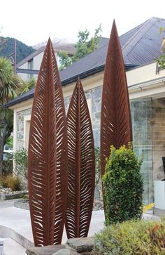 Metal Sculptures Garden, Outdoor Garden Statues, Metal Sculptures, Garden Art Sculptures Diy, Metal Garden Art, Steel Art, Garden Art Crafts, Garden Art Sculptures, Art Garden